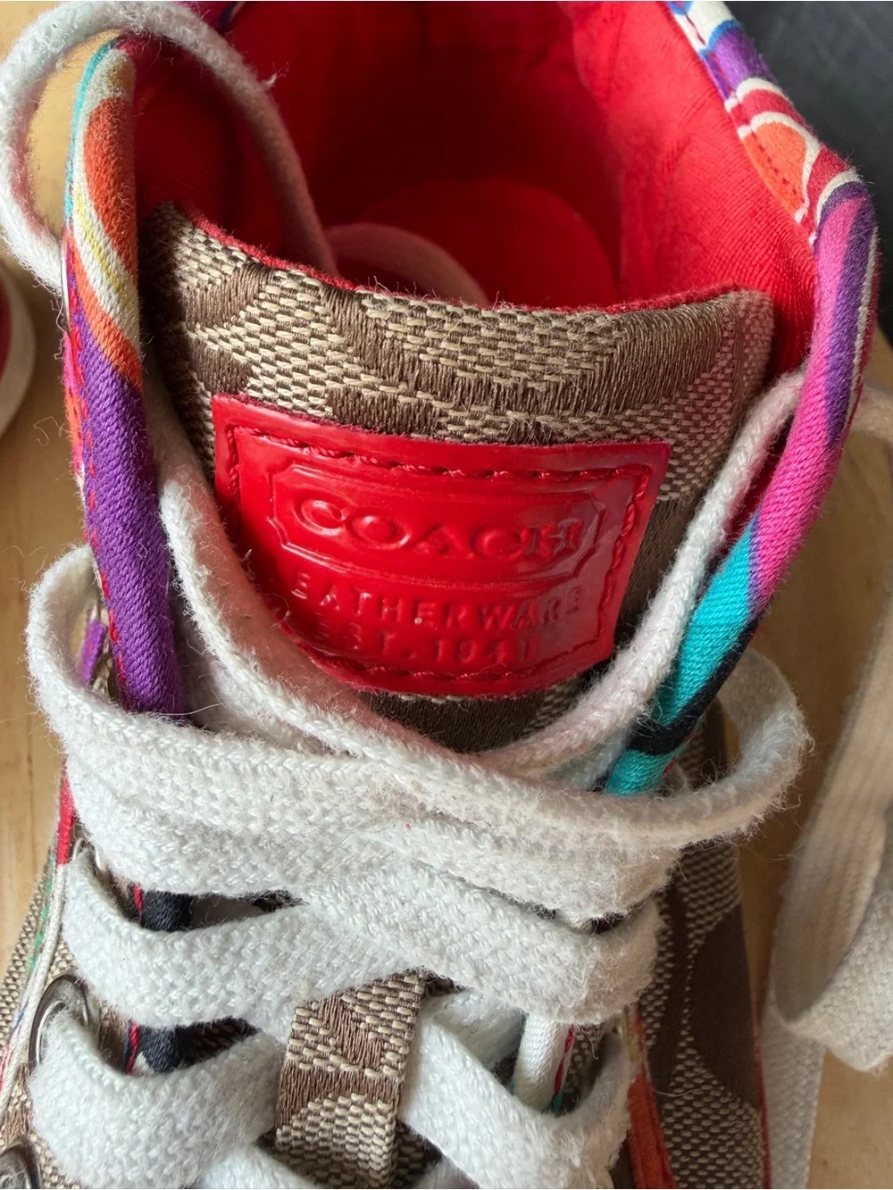 Coach Barrett Signature C Pop Art Mid-Top Sneakers Women’s Size 7B